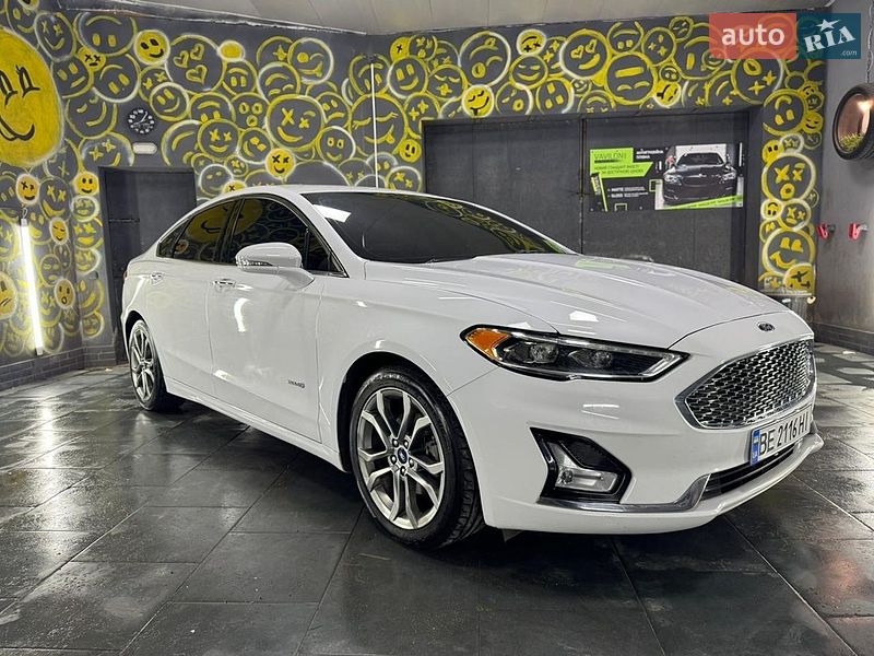 Седан Ford Fusion 2019 в Николаеве