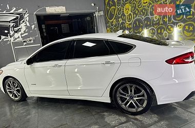 Седан Ford Fusion 2019 в Николаеве