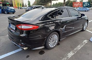 Ford Fusion  2013