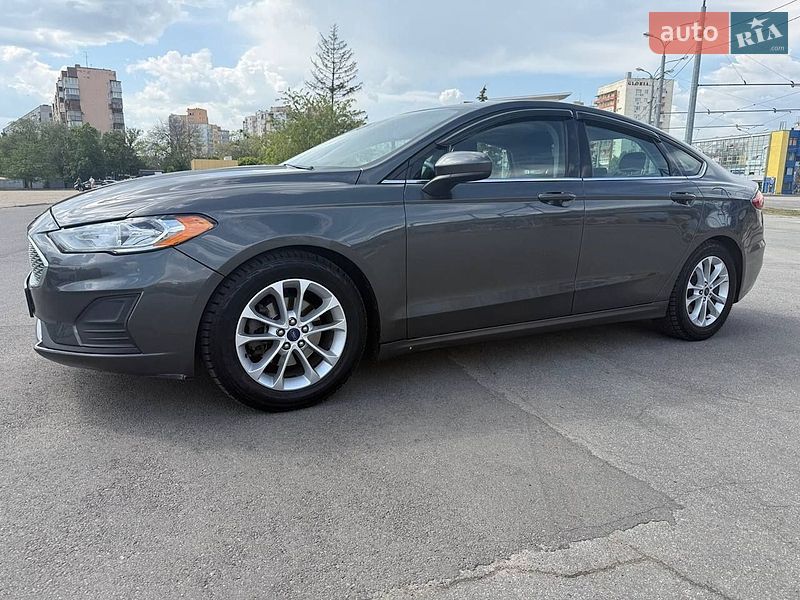 Седан Ford Fusion 2019 в Харькове