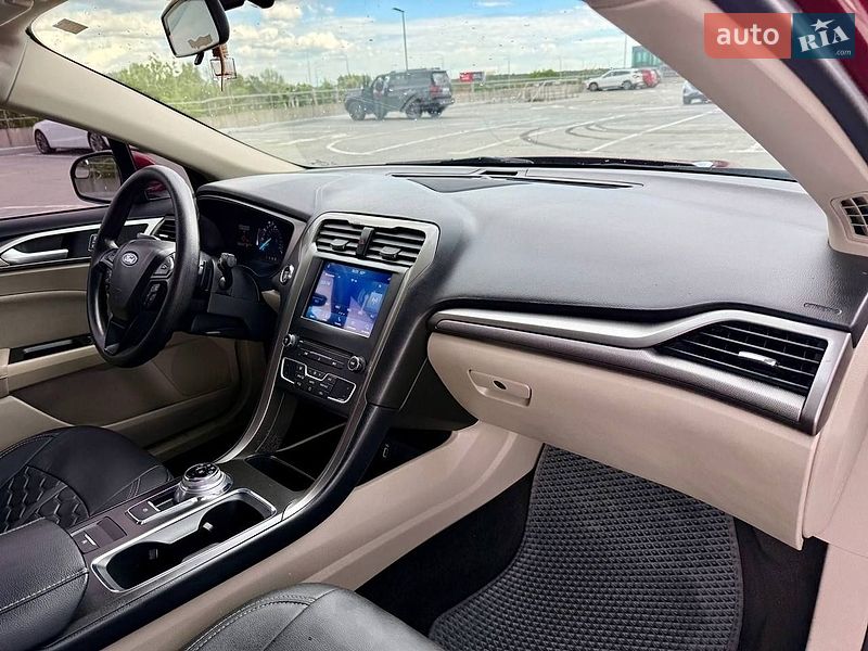 Седан Ford Fusion 2018 в Киеве