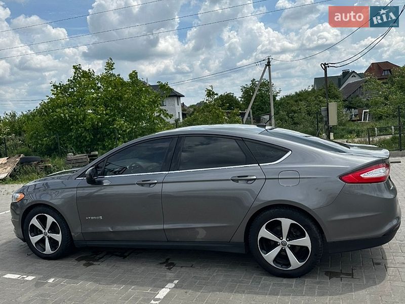 Седан Ford Fusion 2014 в Луцке
