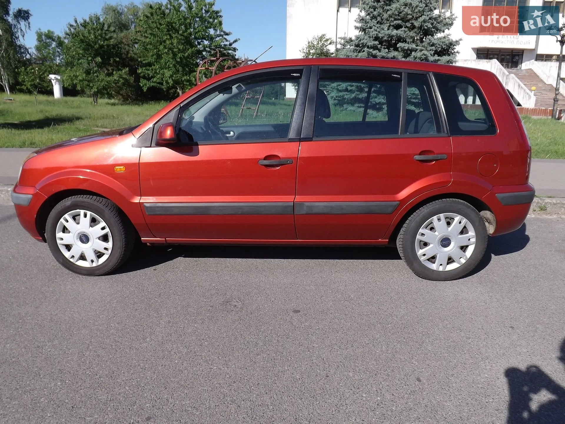 Ford Fusion 2008 VIN WF0UXXGAJU8R06532 фото оголошення 8 з 45