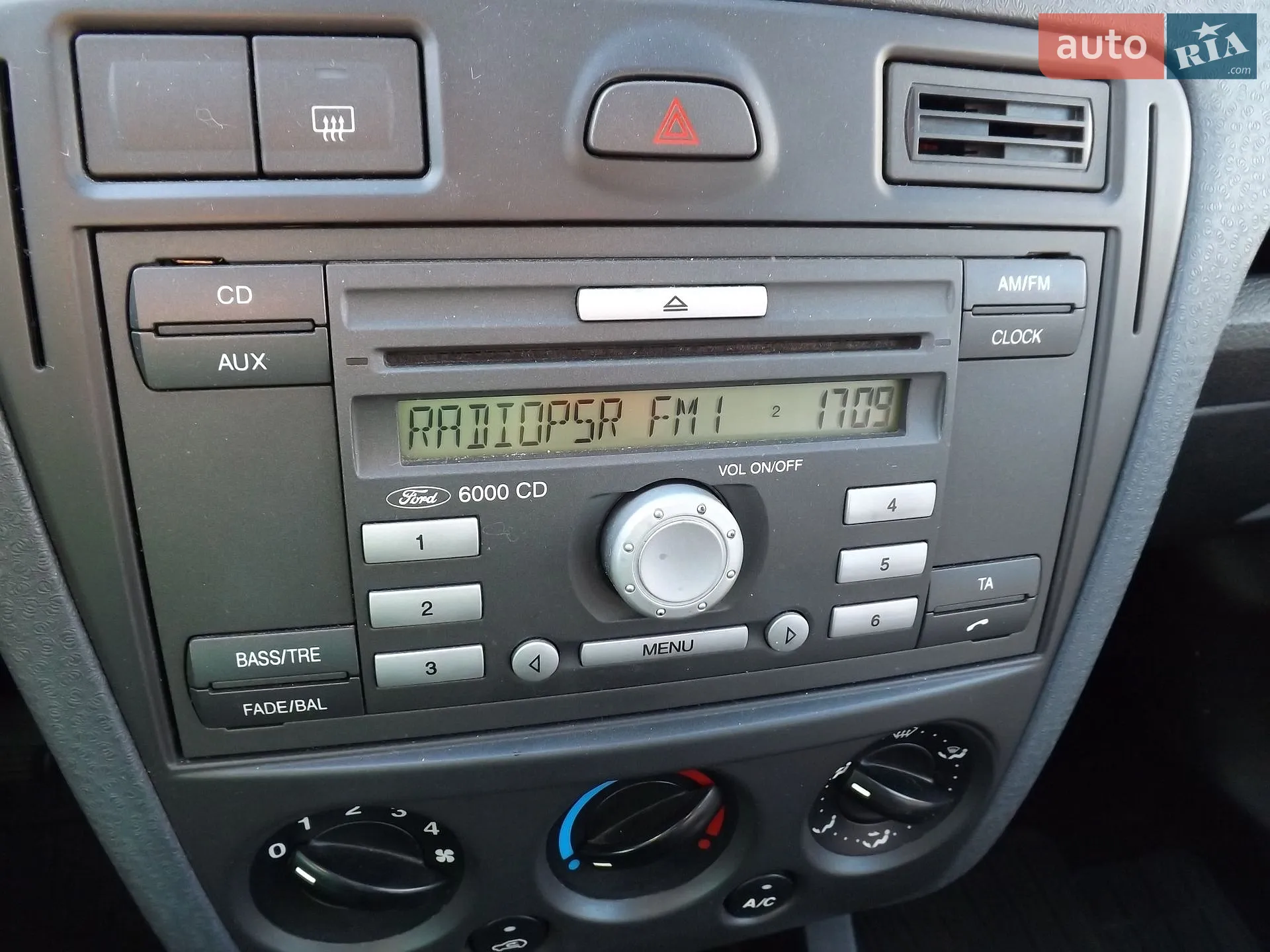 Ford Fusion 2008 VIN WF0UXXGAJU8R06532 фото оголошення 21 з 45