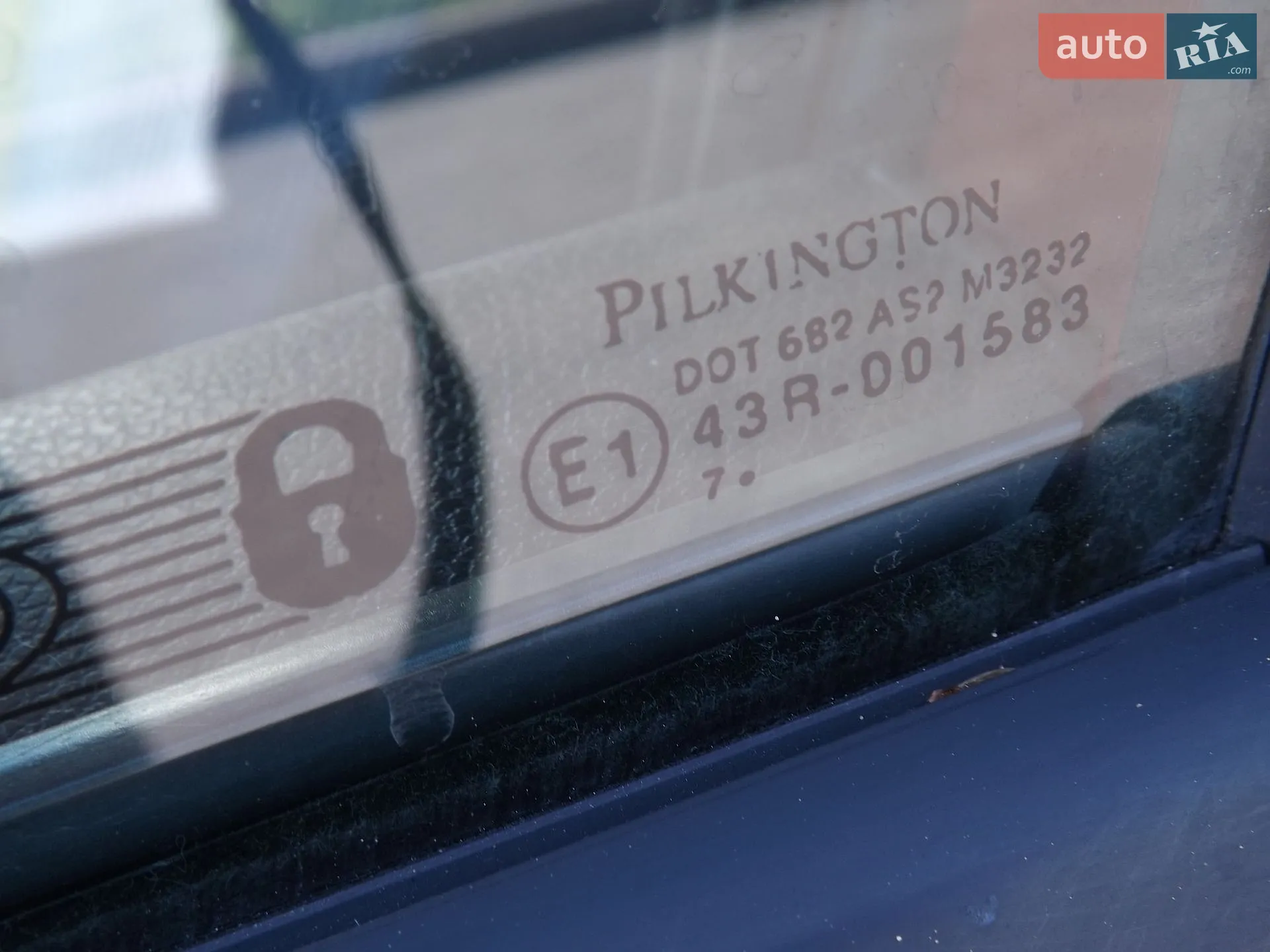 Ford Fusion 2008 VIN WF0UXXGAJU8R06532 фото оголошення 32 з 45