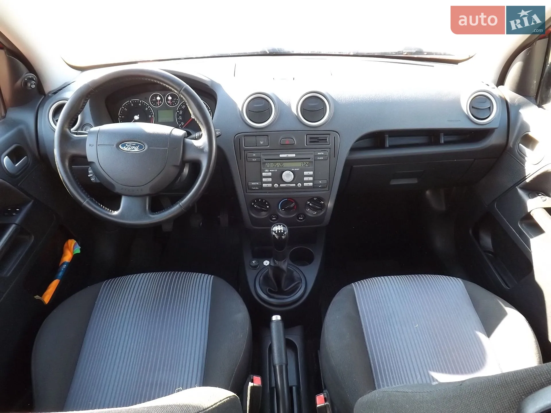 Ford Fusion 2008 VIN WF0UXXGAJU8R06532 фото оголошення 40 з 45