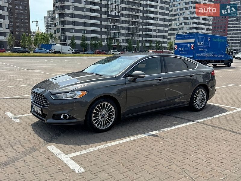 Седан Ford Fusion 2015 в Коростені