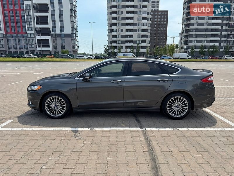 Седан Ford Fusion 2015 в Коростені