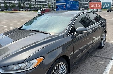 Седан Ford Fusion 2015 в Коростені