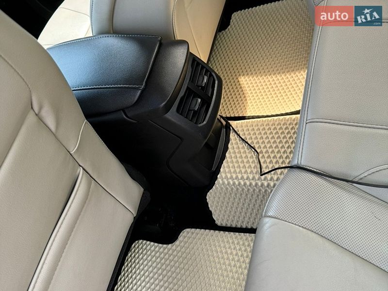 Седан Ford Fusion 2015 в Коростені