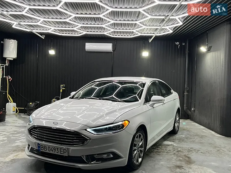 Ford Fusion 2017