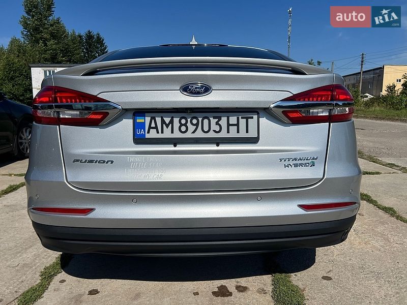 Седан Ford Fusion 2018 в Киеве