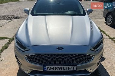 Седан Ford Fusion 2018 в Киеве