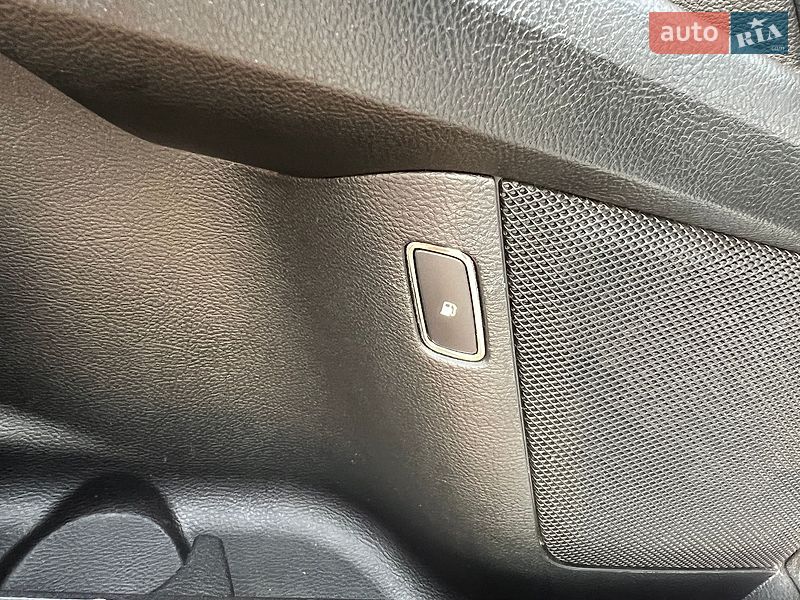 Седан Ford Fusion 2018 в Киеве