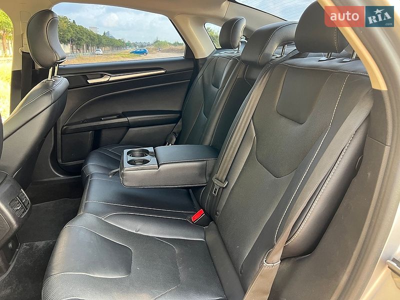 Седан Ford Fusion 2018 в Киеве
