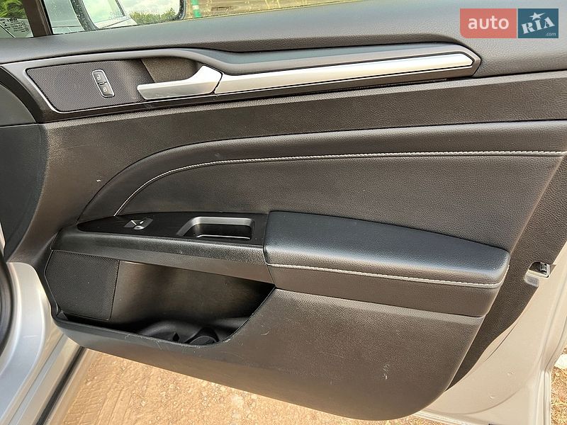Седан Ford Fusion 2018 в Киеве