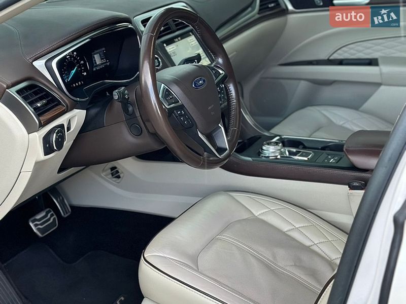 Ford Fusion 2016