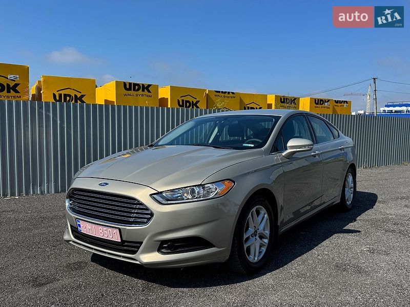 Седан Ford Fusion 2015 в Вінниці