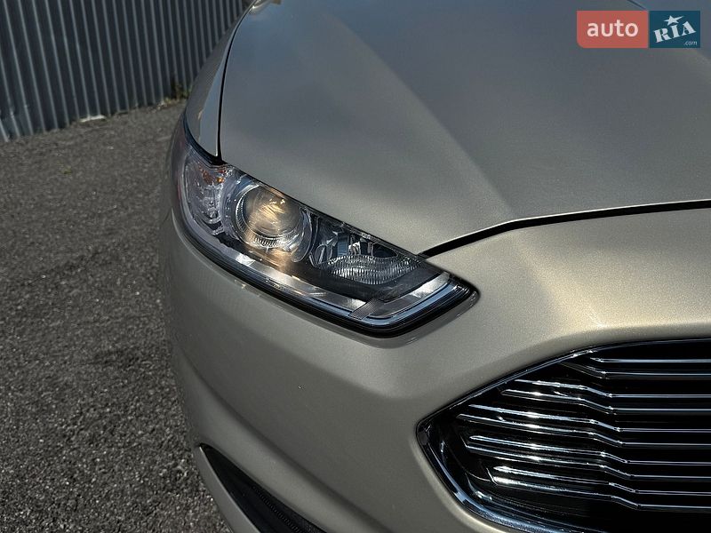 Седан Ford Fusion 2015 в Вінниці