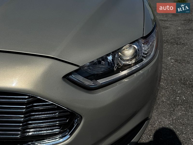 Седан Ford Fusion 2015 в Вінниці