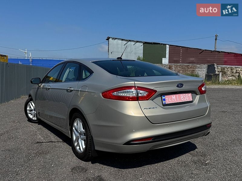 Седан Ford Fusion 2015 в Вінниці