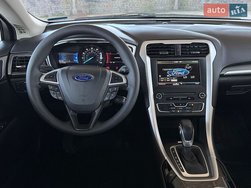 Седан Ford Fusion 2015 в Вінниці