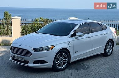Ford Fusion  2015