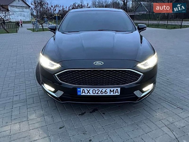 Седан Ford Fusion 2018 в Близнюках