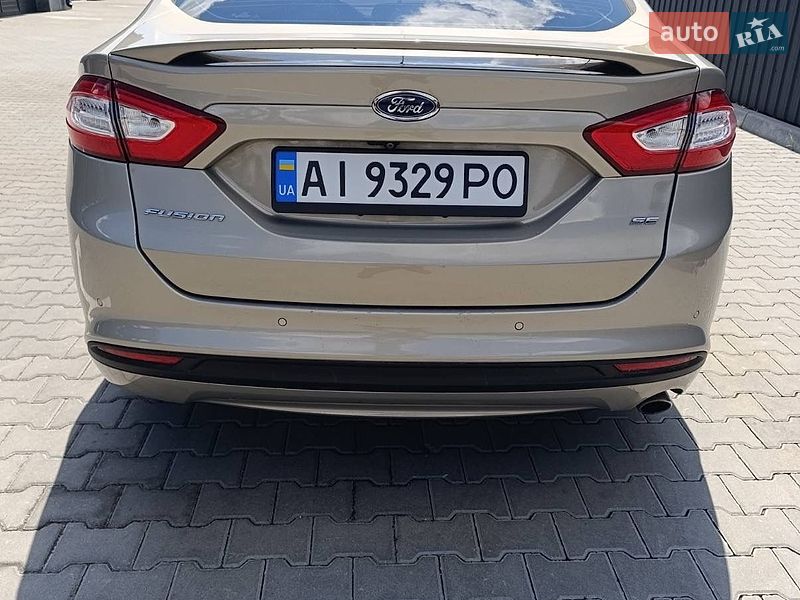 Седан Ford Fusion 2014 в Таращі