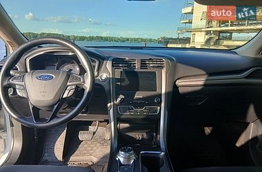 Седан Ford Fusion 2019 в Днепре