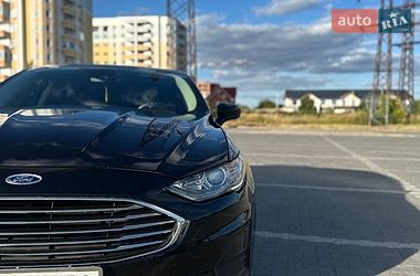 Седан Ford Fusion 2019 в Ірпені