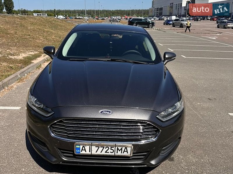 Седан Ford Fusion 2014 в Киеве