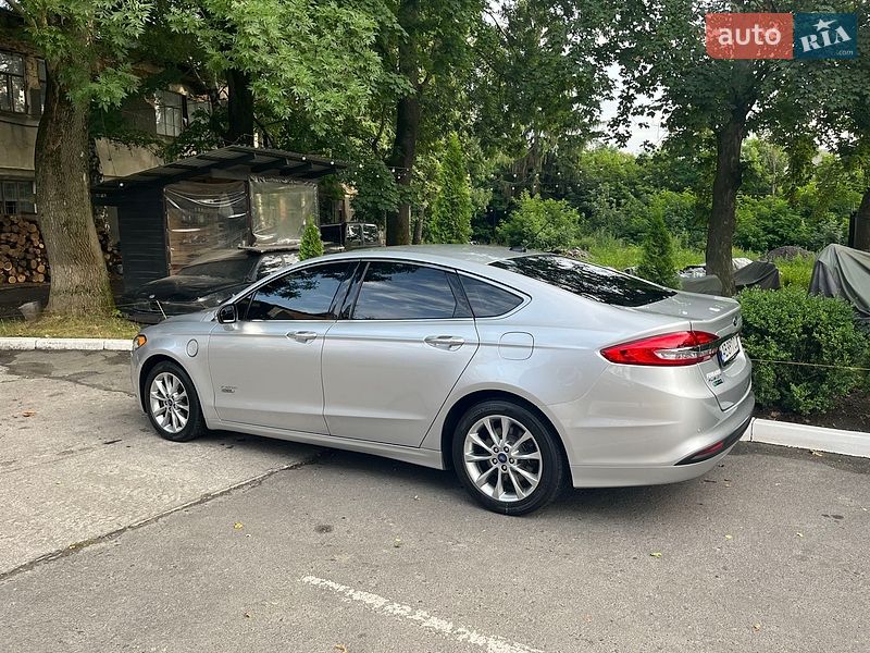 Седан Ford Fusion 2018 в Жмеринці