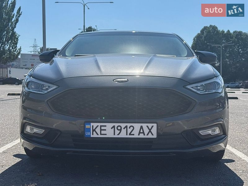 Ford Fusion 2016
