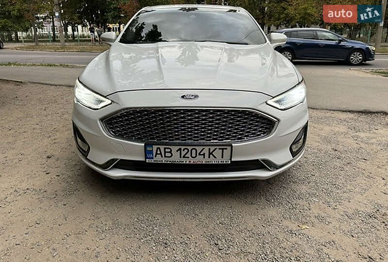 Ford Fusion 2019