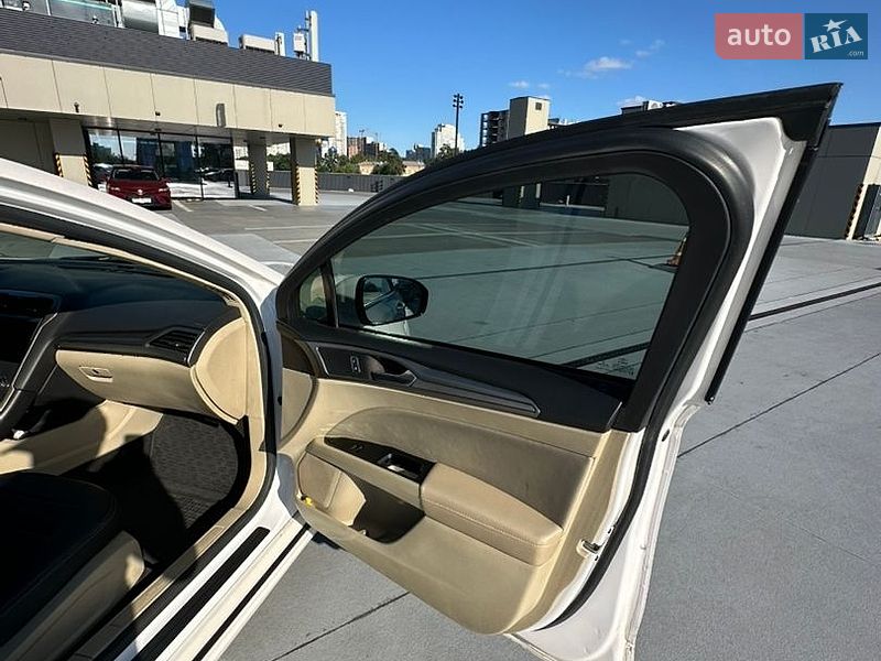 Седан Ford Fusion 2013 в Киеве