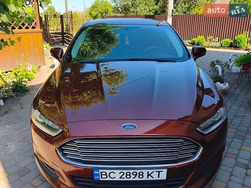 Ford Fusion 2016