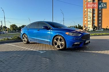 Седан Ford Fusion 2016 в Киеве