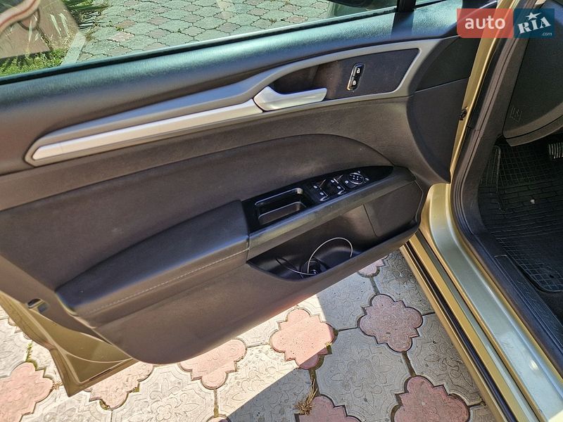Седан Ford Fusion 2012 в Ивано-Франковске