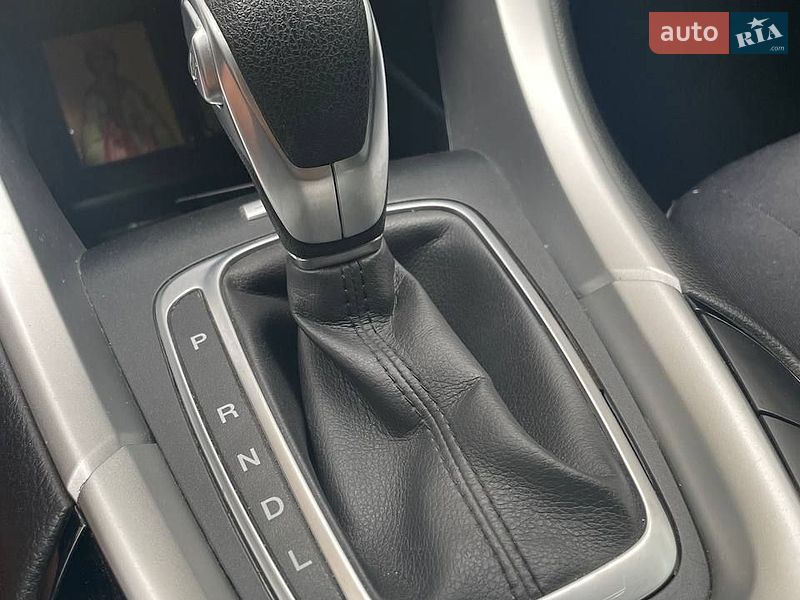 Седан Ford Fusion 2016 в Киеве фото 8 Седан Ford Fusion 2016 в Киеве