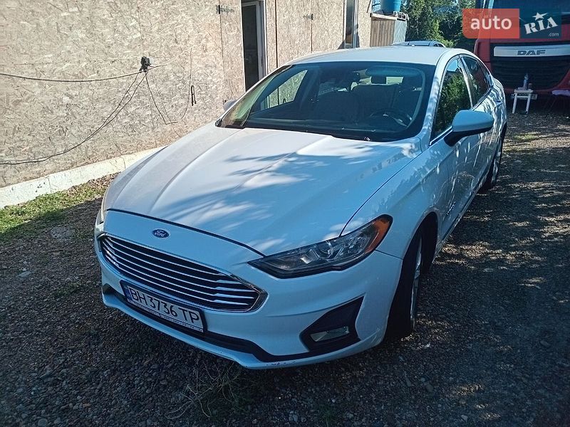 Ford Fusion 2019