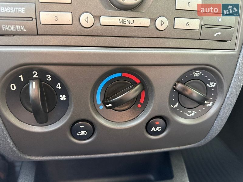 Хэтчбек Ford Fusion 2008 в Борисполе