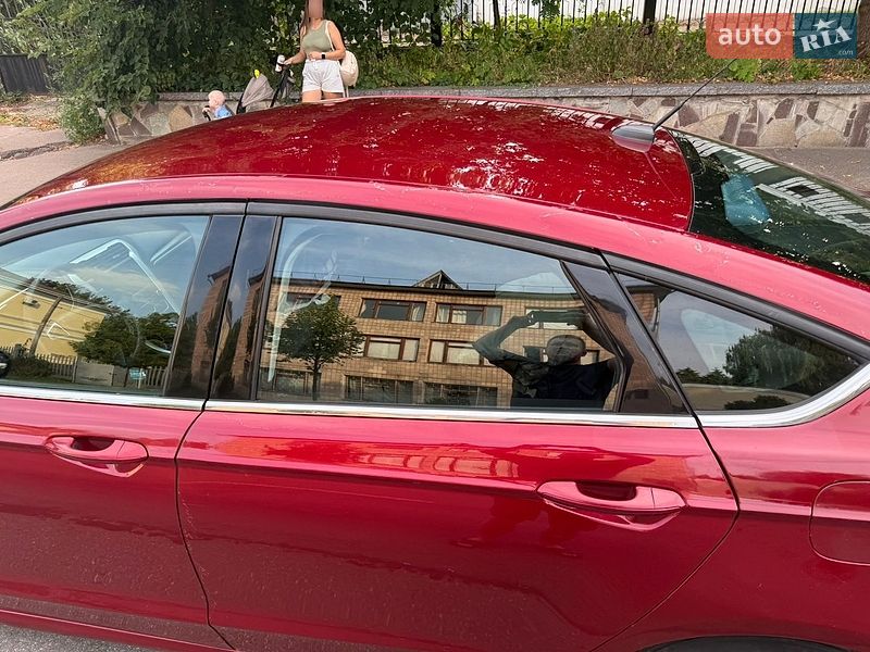 Седан Ford Fusion 2015 в Чернигове