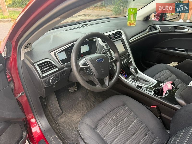 Седан Ford Fusion 2015 в Чернигове