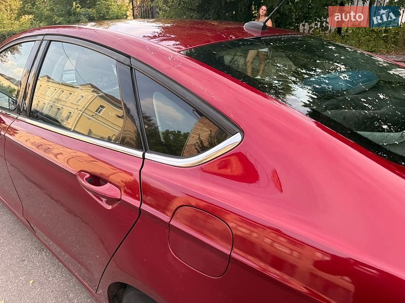 Седан Ford Fusion 2015 в Чернигове