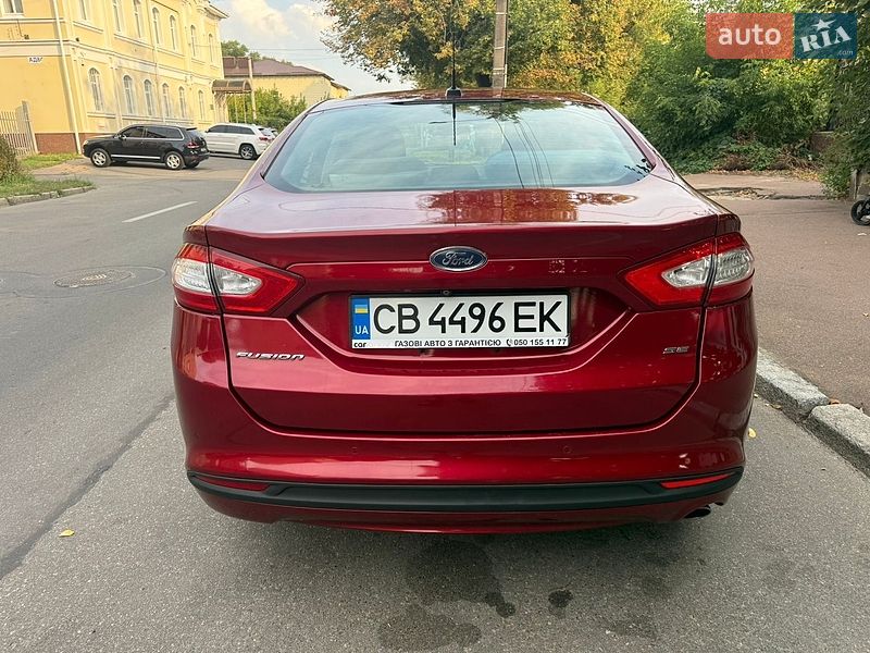 Седан Ford Fusion 2015 в Чернигове
