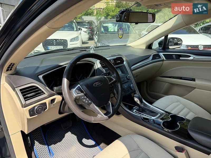 Седан Ford Fusion 2013 в Харкові