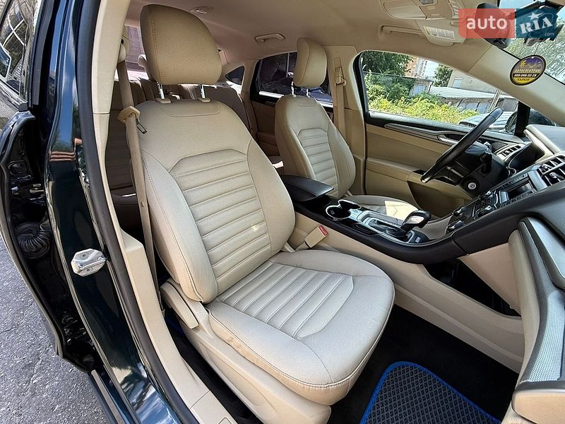 Седан Ford Fusion 2013 в Харкові