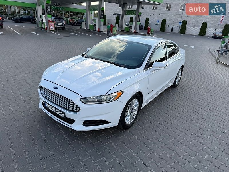 Седан Ford Fusion 2014 в Киеве