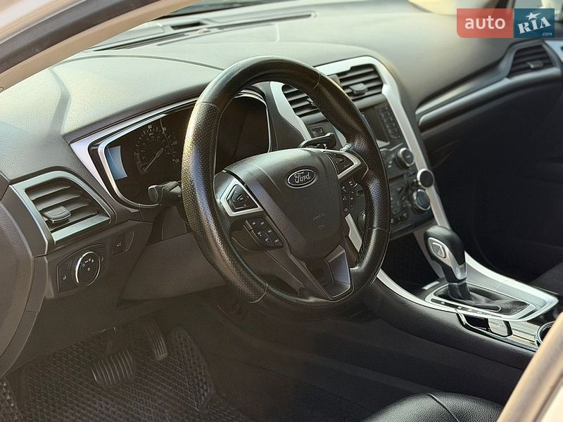 Седан Ford Fusion 2014 в Киеве